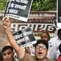 <p>Congress workers raise slogans during the party's 'Satyagraha' against the 'Agnipath' scheme in New Delhi&nbsp;</p>