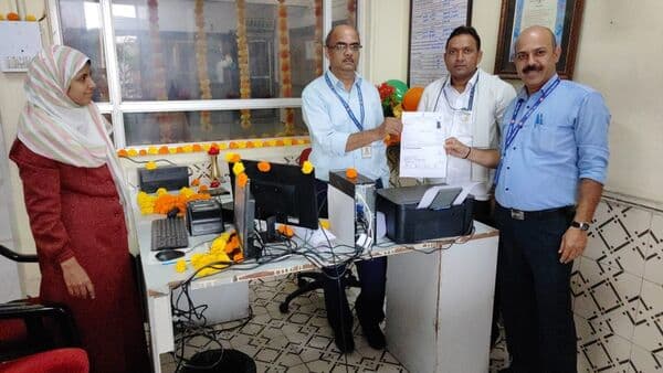 Aadhaar Counters at Pune railway station