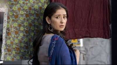 मनीषा कोइराला(Manisha Koirala): मनीषा कोईरालाने चित्रपटातील कार्तिकच्या आईच्या भूमिकेसाठी एक कोटी रुपये फी घेतली आहे.